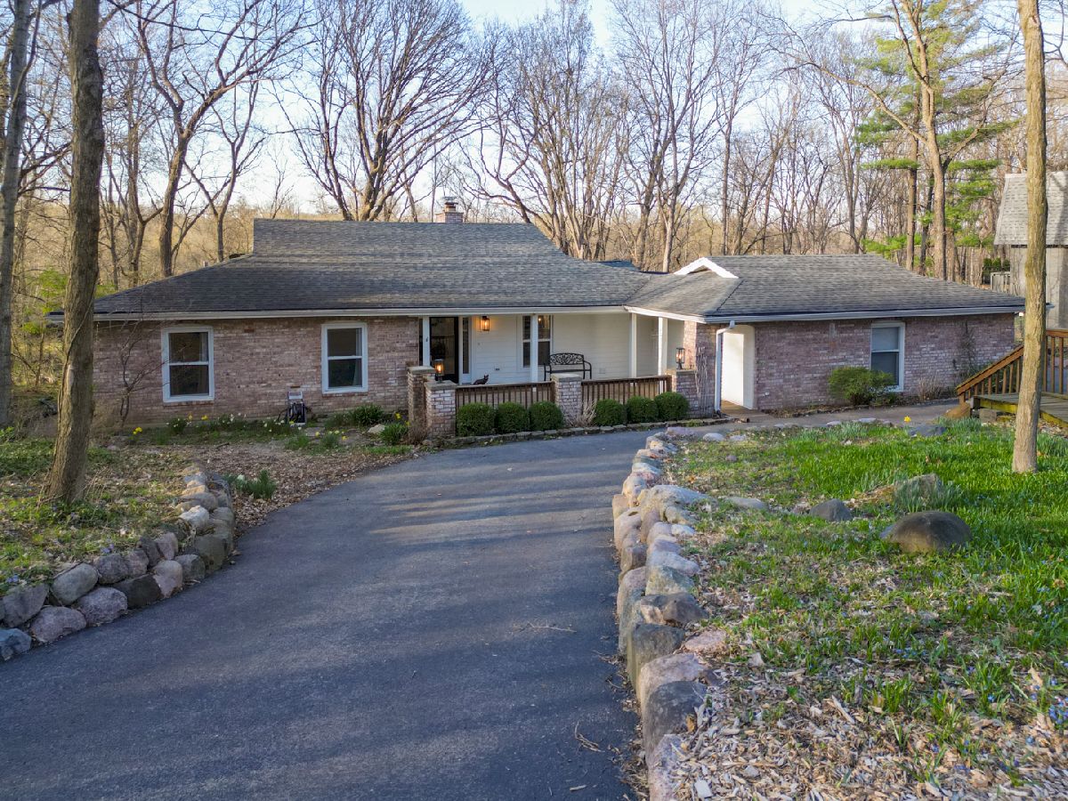 Homes & Condos & Townhomes Sold Wild Rose St Charles Illinois, 36W698 Wild Rose