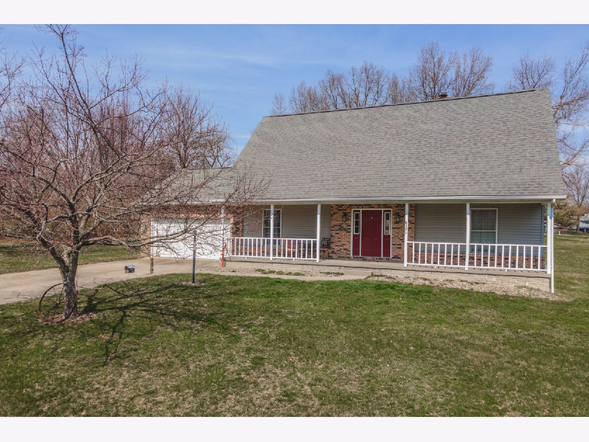 Homes Sold Hill-n-dale Bloomington Illinois, 8170 Idlewood