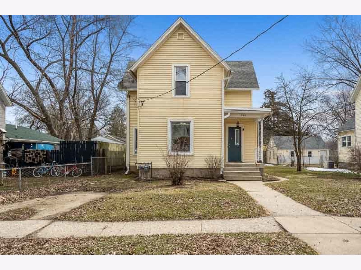  Sold Beloit Wisconsin, 933 10th
