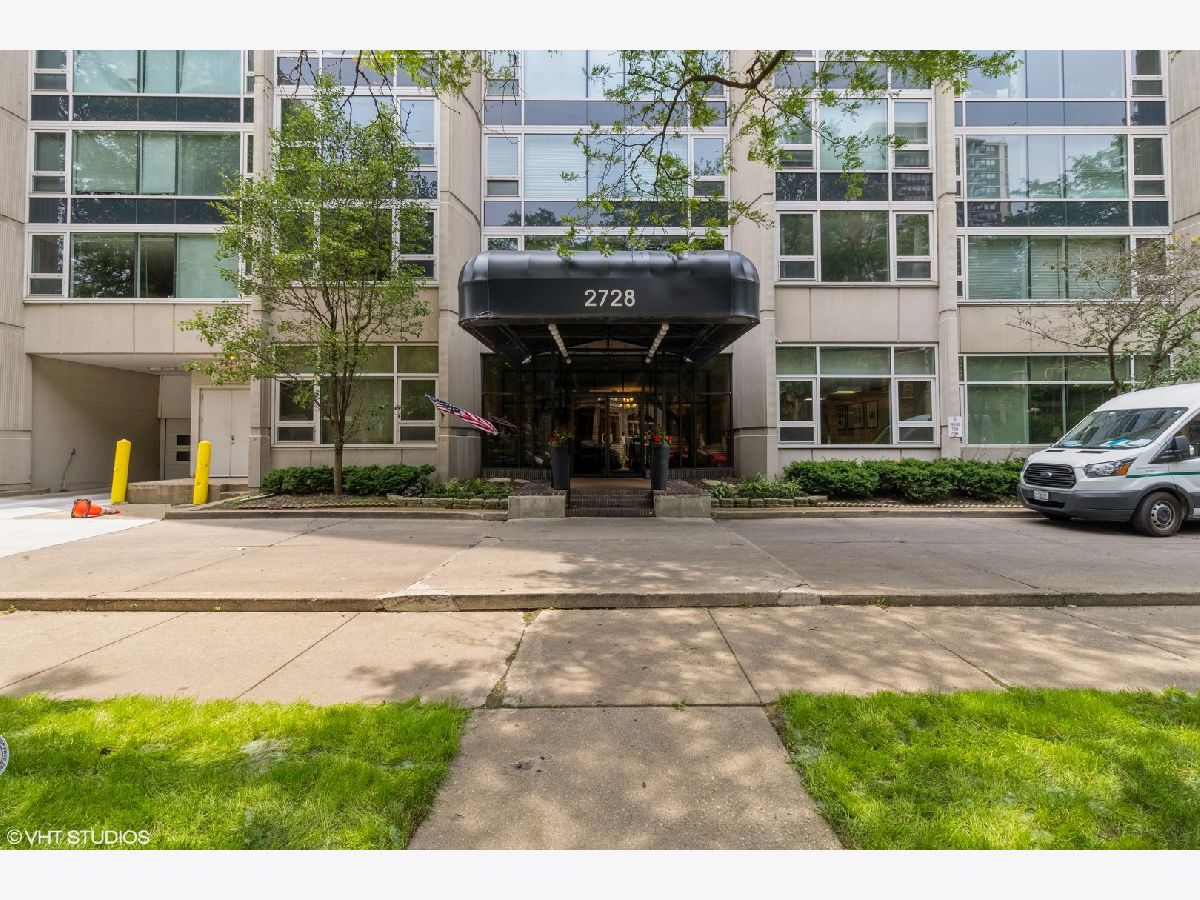 Condos & Townhomes Rented Hampden Green Chicago Illinois, 2728 Hampden