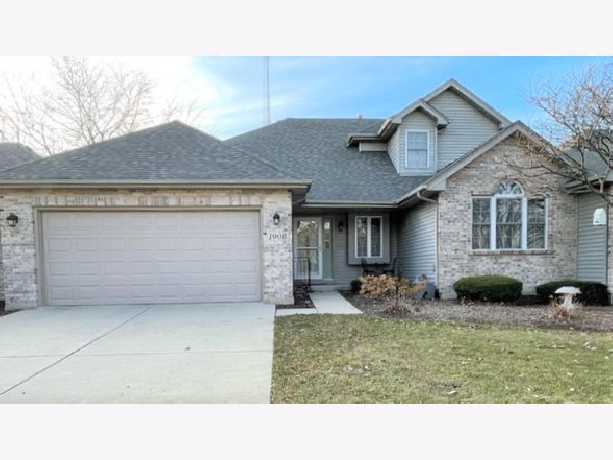 Townhomes Sold Lora Lei Acres Aurora Illinois, 1908 Margaret