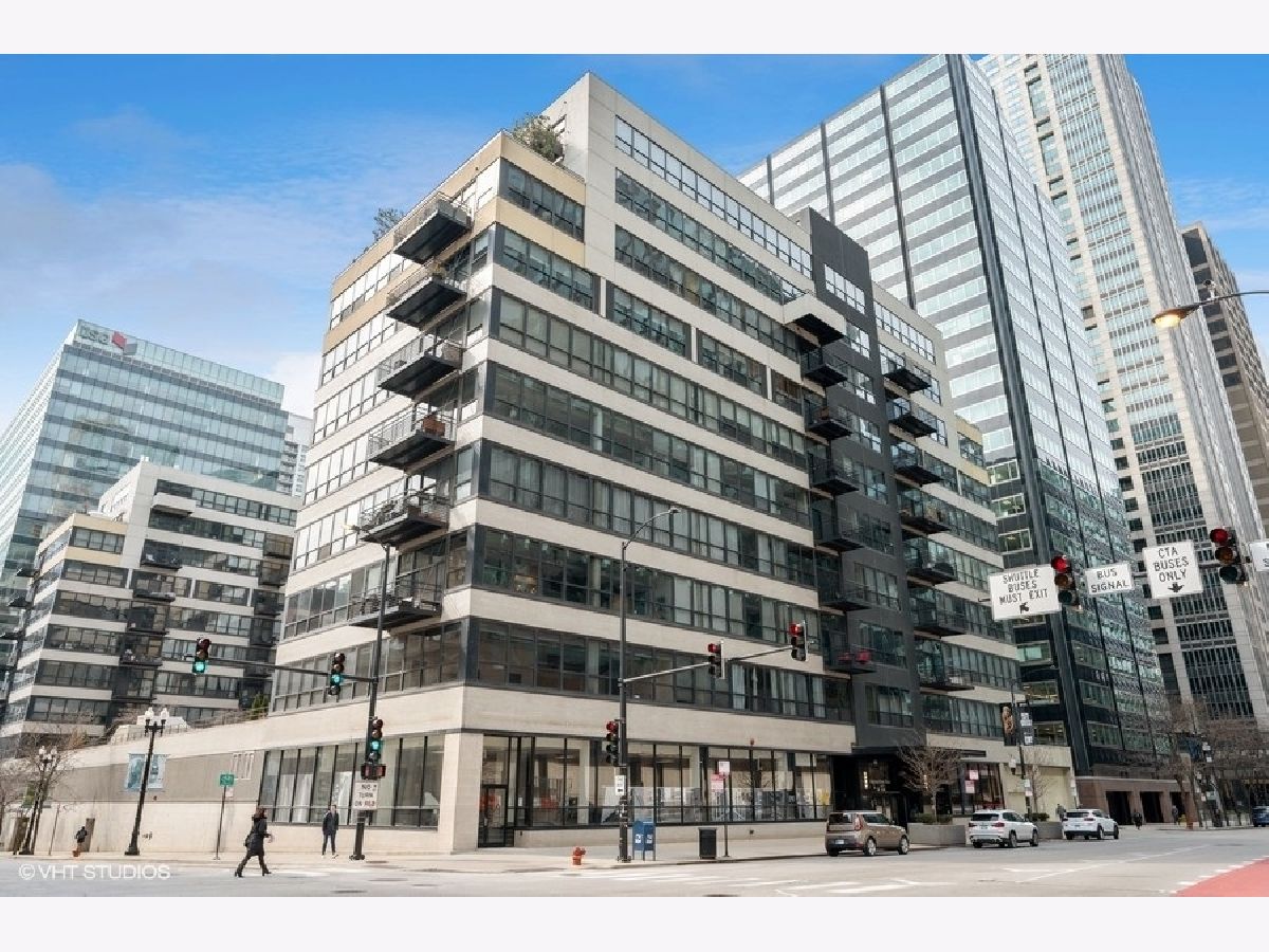 Condominiums Sold Metropolitan Place Chicago Illinois, 130 Canal