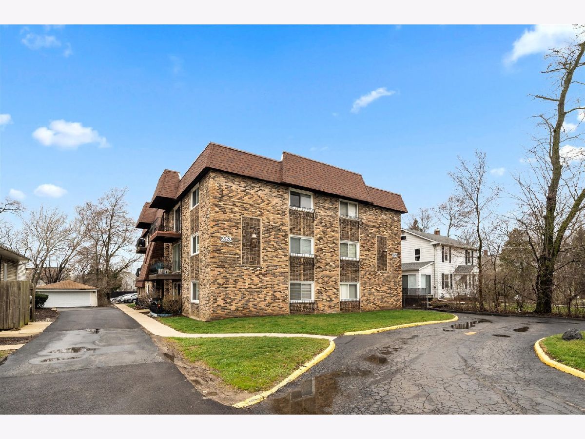 Condominiums Sold Pinewood Downers Grove Illinois, 5520 Belmont
