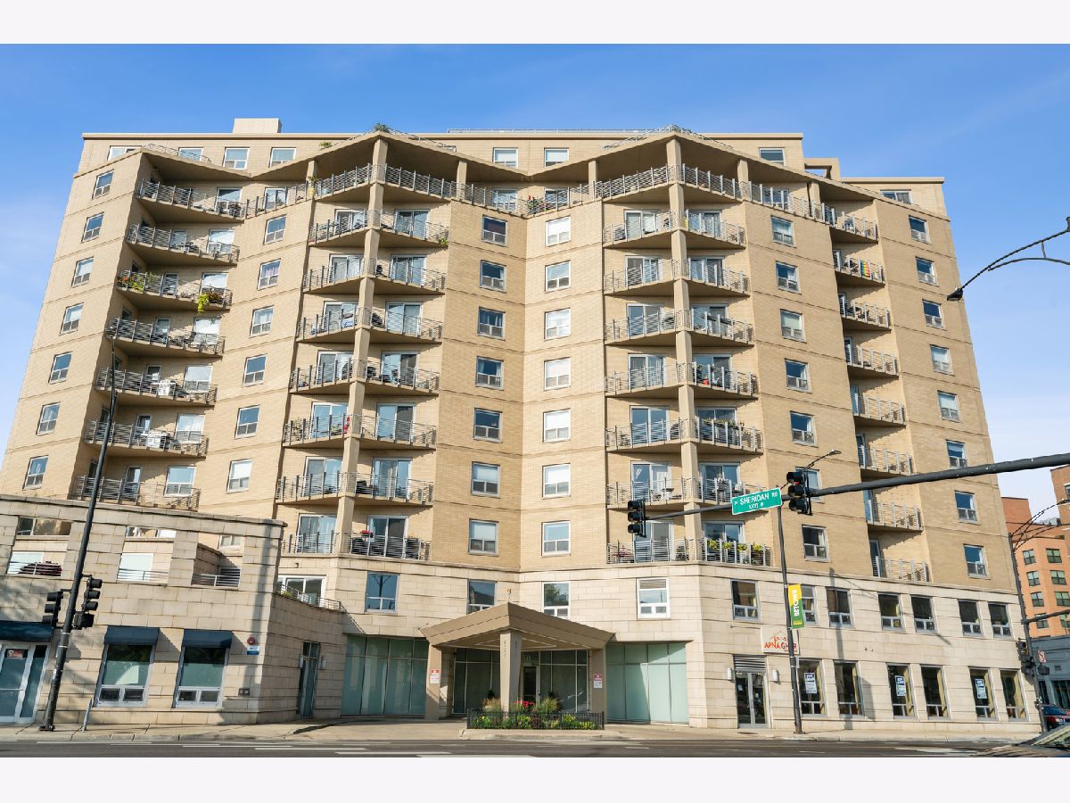 Condominiums Rented Buena Pointe Chicago Illinois, 4350 Broadway