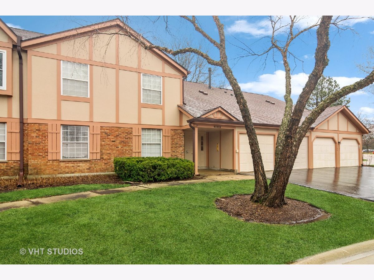 Condos & Townhomes Sold Lexington In The Park Buffalo Grove Illinois, 1156 Auburn