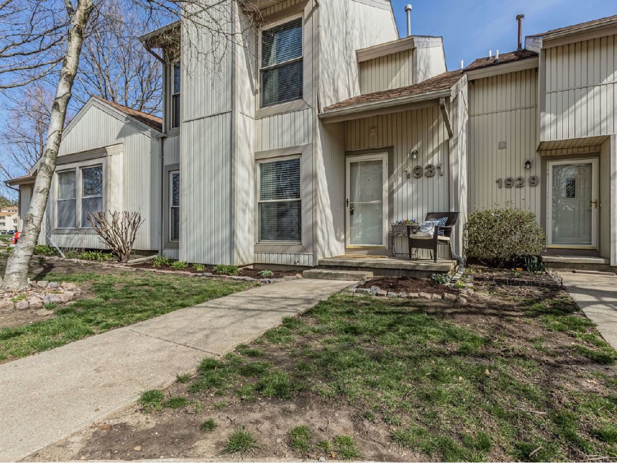 Condominiums & Homes Sold Colony West Champaign Illinois, 1931 Melrose
