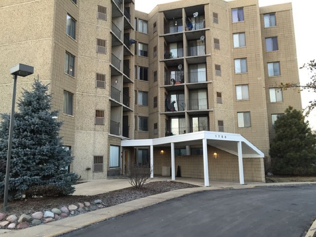 Condominiums Rented Marywood Towers Aurora Illinois, 1750 Marywood