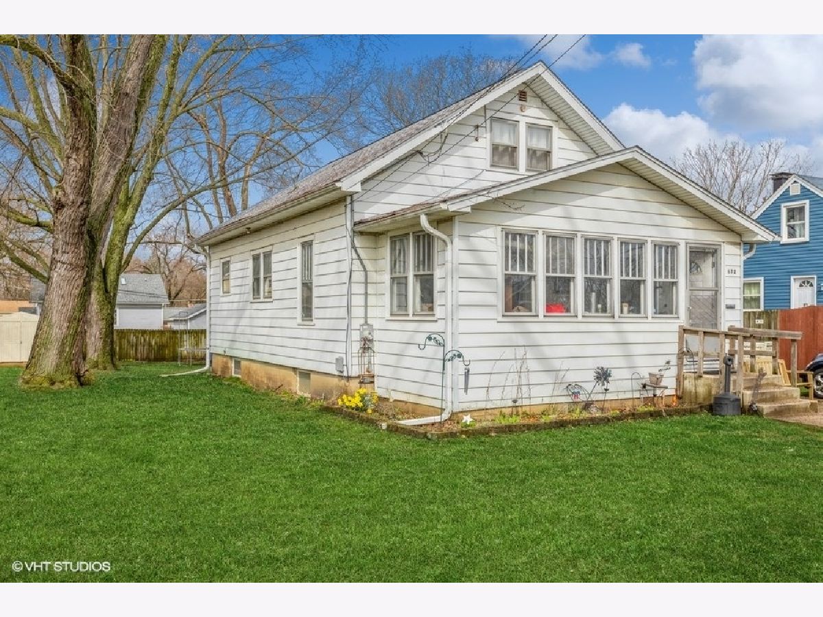 Homes Sold West Park Elgin Illinois, 672 Crystal