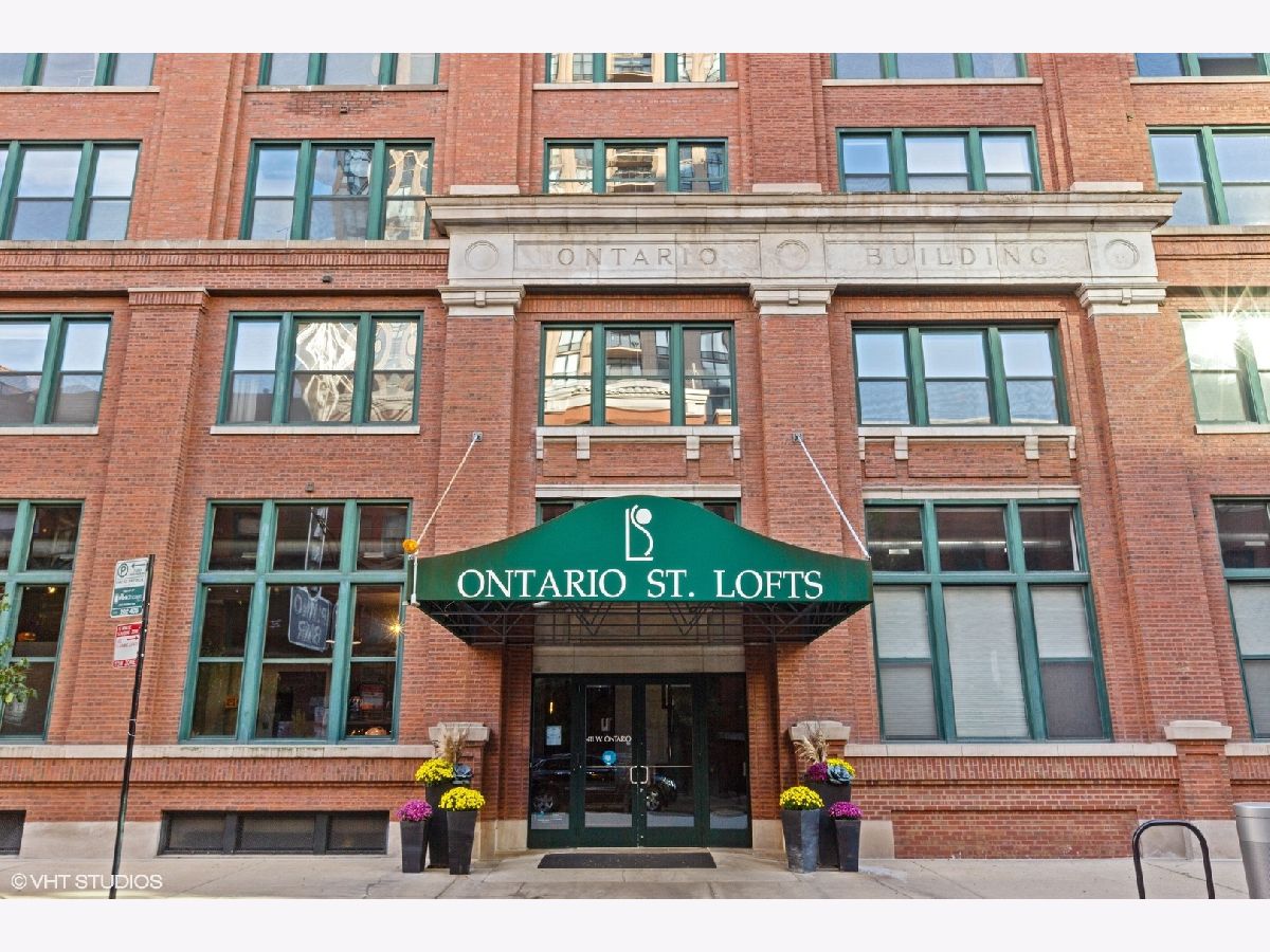 Condominiums Rented Ontario Street Lofts Chicago Illinois, 411 Ontario