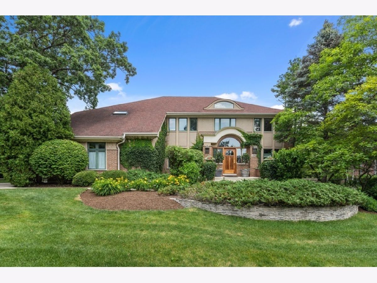Homes Sold Regency Woods Lisle Illinois, 2264 Regency Woods