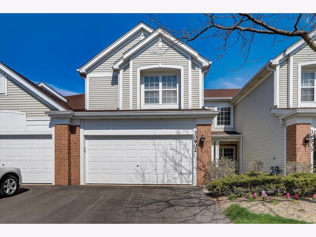 Townhomes Sold Cantera Village Warrenville Illinois, 30902 Carpenter