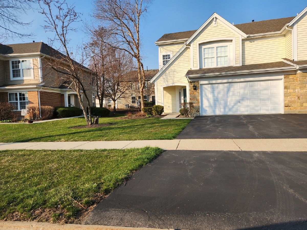 Townhomes Rented Coventry Park Palatine Illinois, 355 Jewel