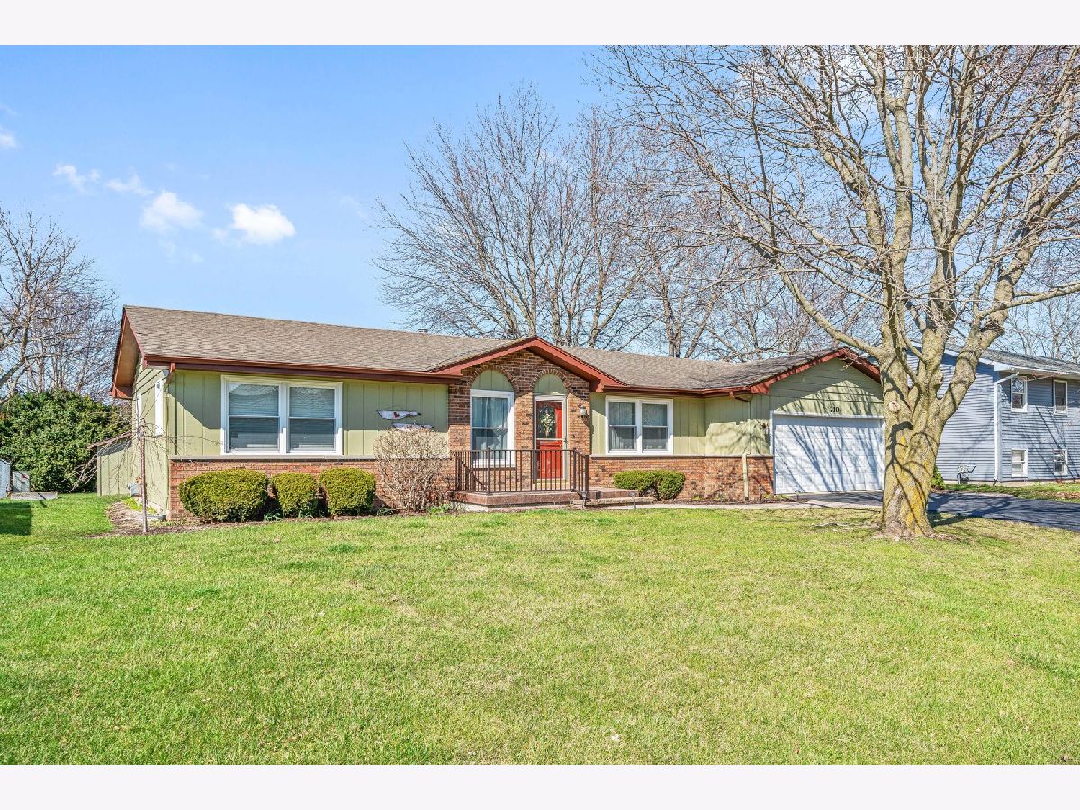 Homes & Townhomes Sold Bastain Hinckley Illinois, 210 Miller
