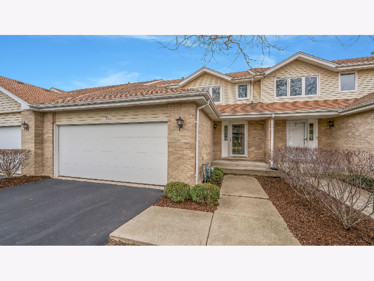 Townhomes & Homes Sold Pheasant Chase West Tinley Park Illinois, 17543 Quail