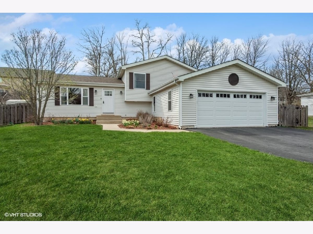 Homes Sold Lake Zurich Heights Lake Zurich Illinois, 287 Fairway