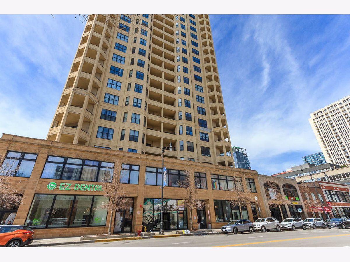 Condominiums Sold The Marquee Chicago Illinois, 1464 Michigan