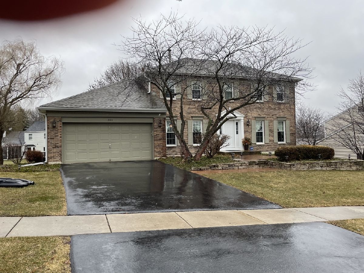 Homes & Condos & Townhomes Sold Timbers St Charles Illinois, 306 Millington
