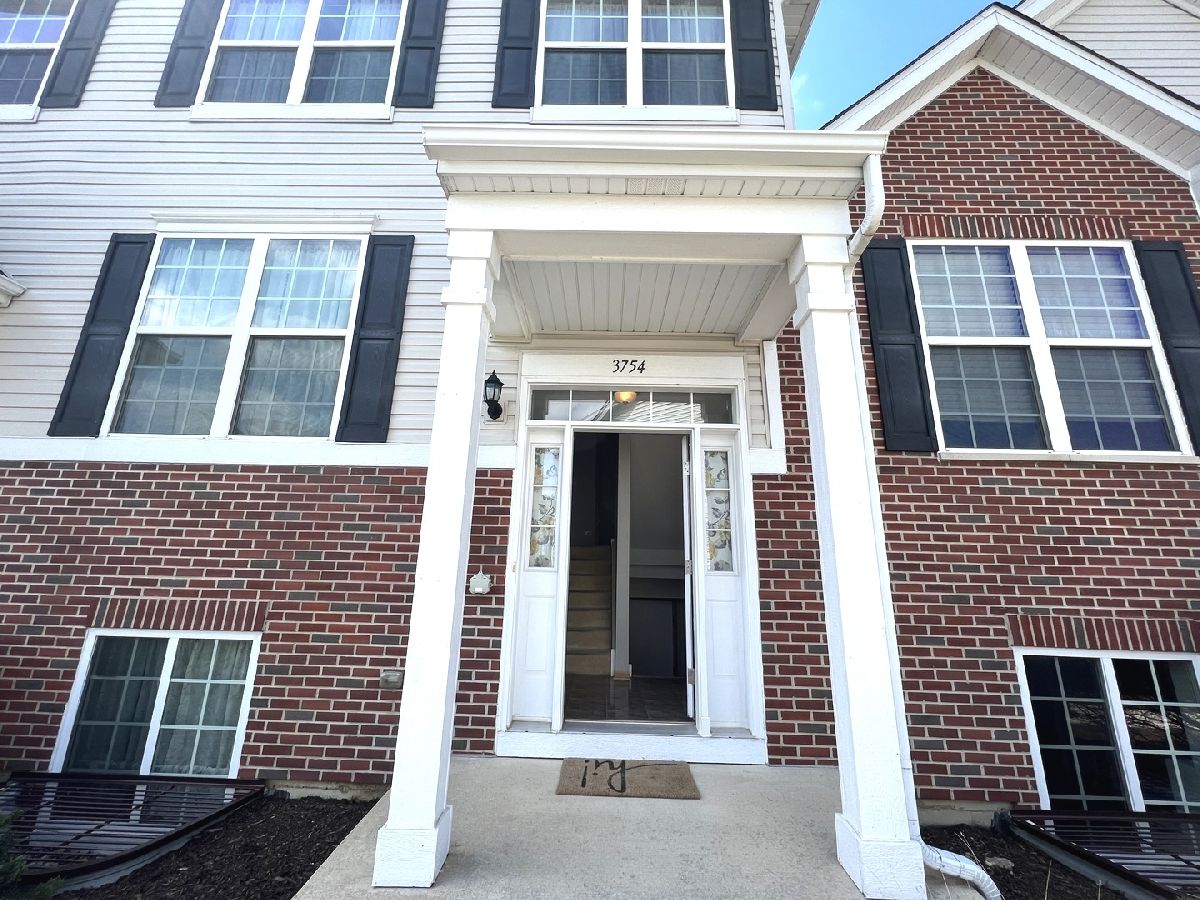 Townhomes Rented Mill Crossing At Grande Reserve Yorkville Illinois, 3754 Bailey