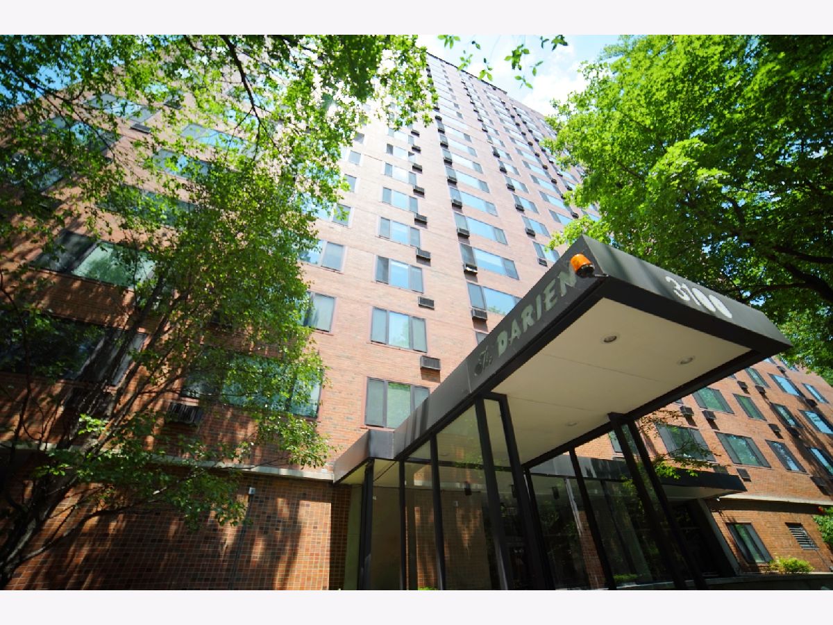 Condominiums Rented Darien Condominium Chicago Illinois, 3100 Lake Shore