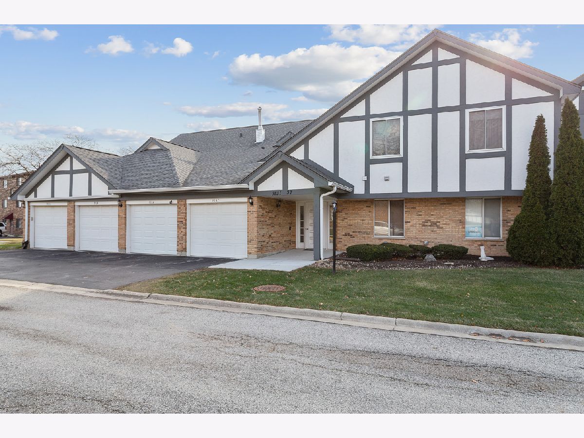 Condos & Townhomes Sold Somerset Orland Park Illinois, 9137 Sutton