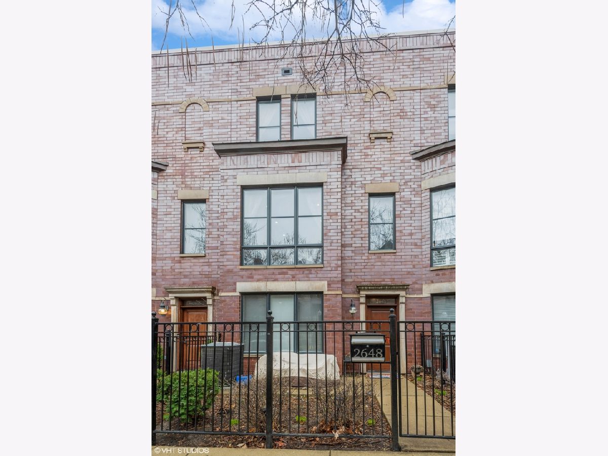 Townhomes & Homes Sold Hartland Park Chicago Illinois, 2648 Hartland