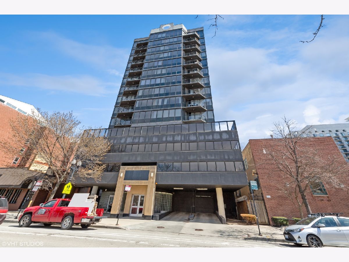 Condominiums Sold Michaels Terrace Chicago Illinois, 1309 Wells