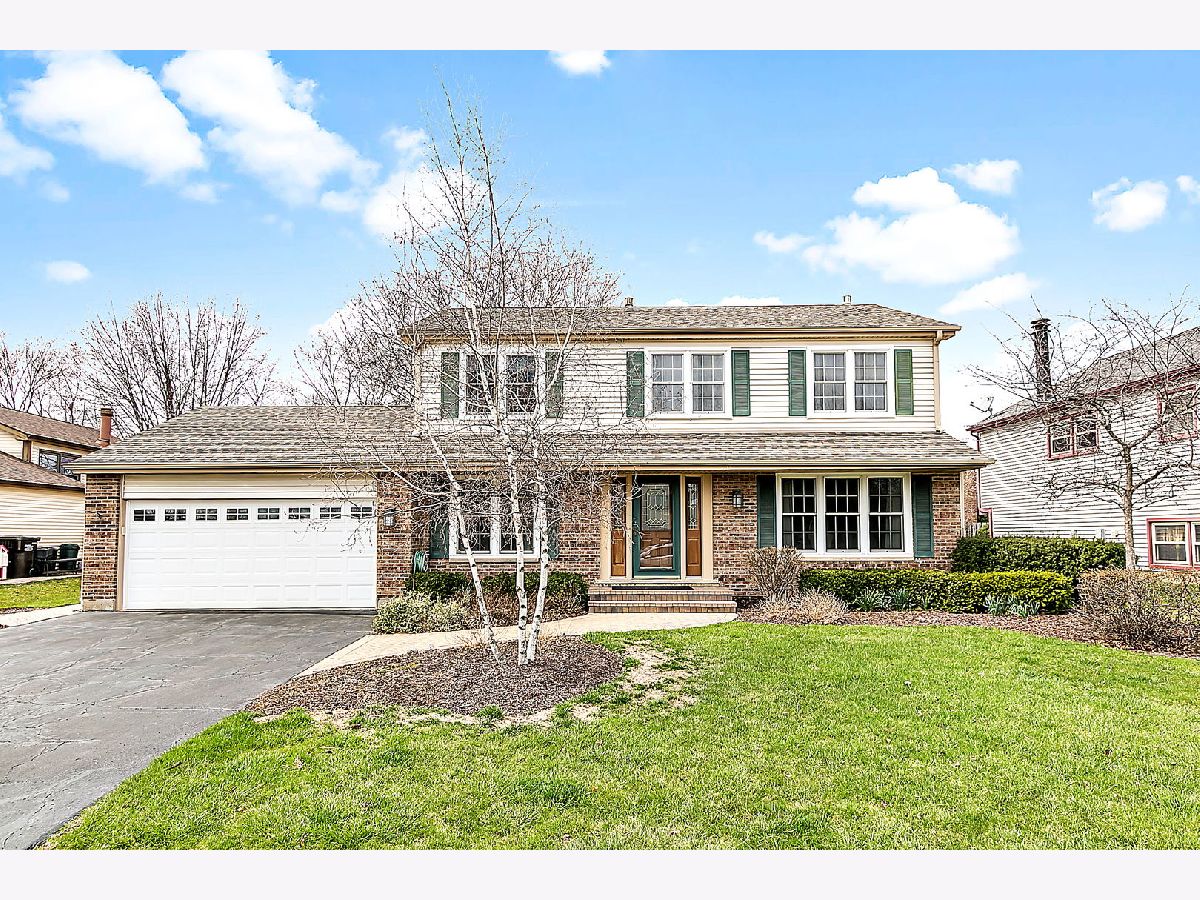 Homes Sold Countryside Lake Zurich Illinois, 715 Old Mill Grove
