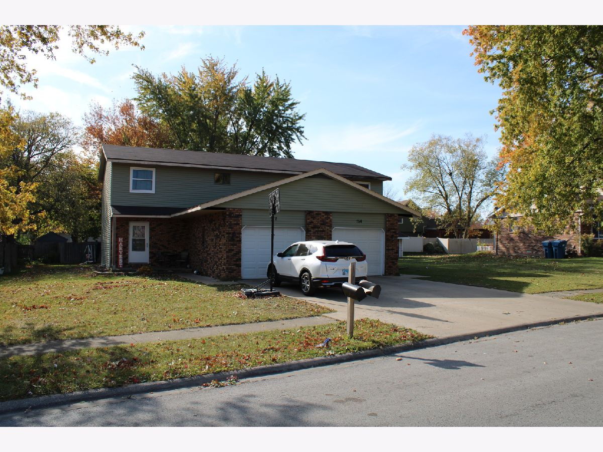 Homes Sold Oak Run Bourbonnais Illinois, 752-754 Stratford