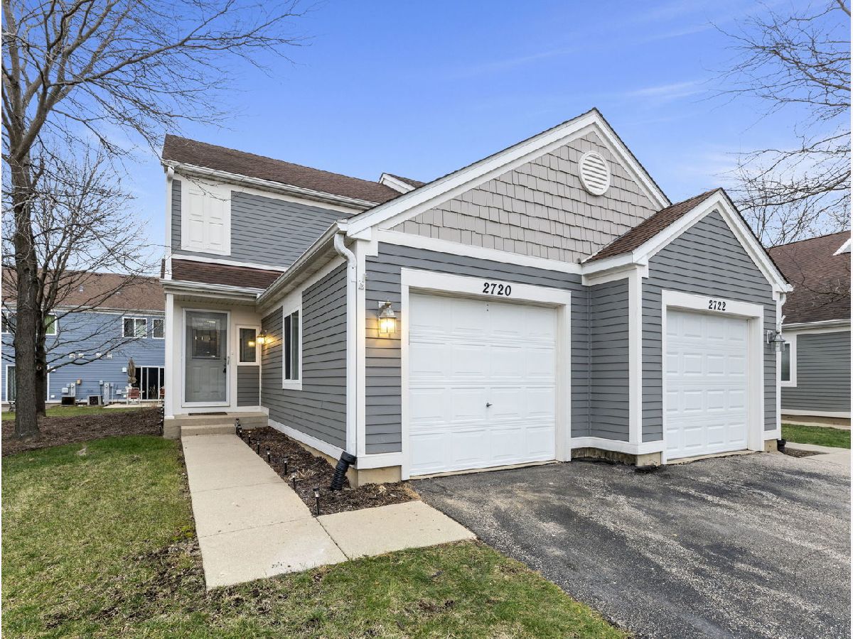 Townhomes Rented Cinnamon Glen Aurora Illinois, 2720 Preston