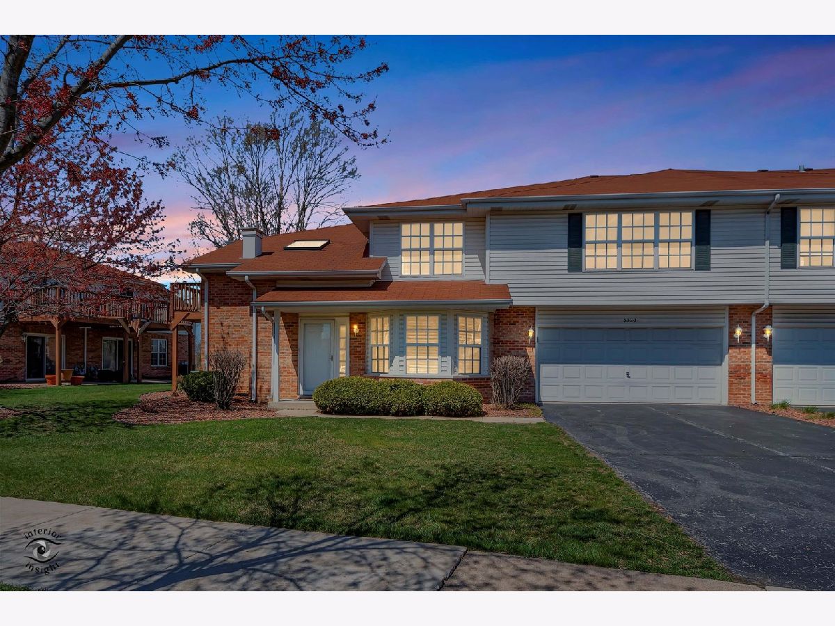Condos & Townhomes & Homes Sold Chapel Hill Alsip Illinois, 5320 Dixie