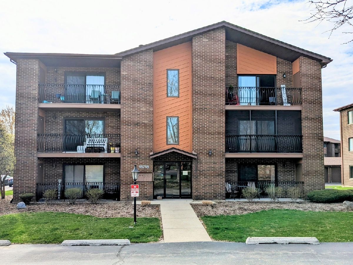Condominiums Sold Revere Court Condos Oak Forest Illinois, 15718 Revere