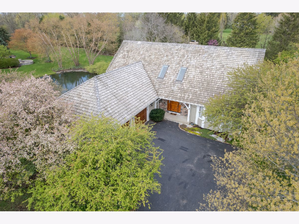 Homes Sold Huntington Lakes Libertyville Illinois, 2360 Steeple Chase W