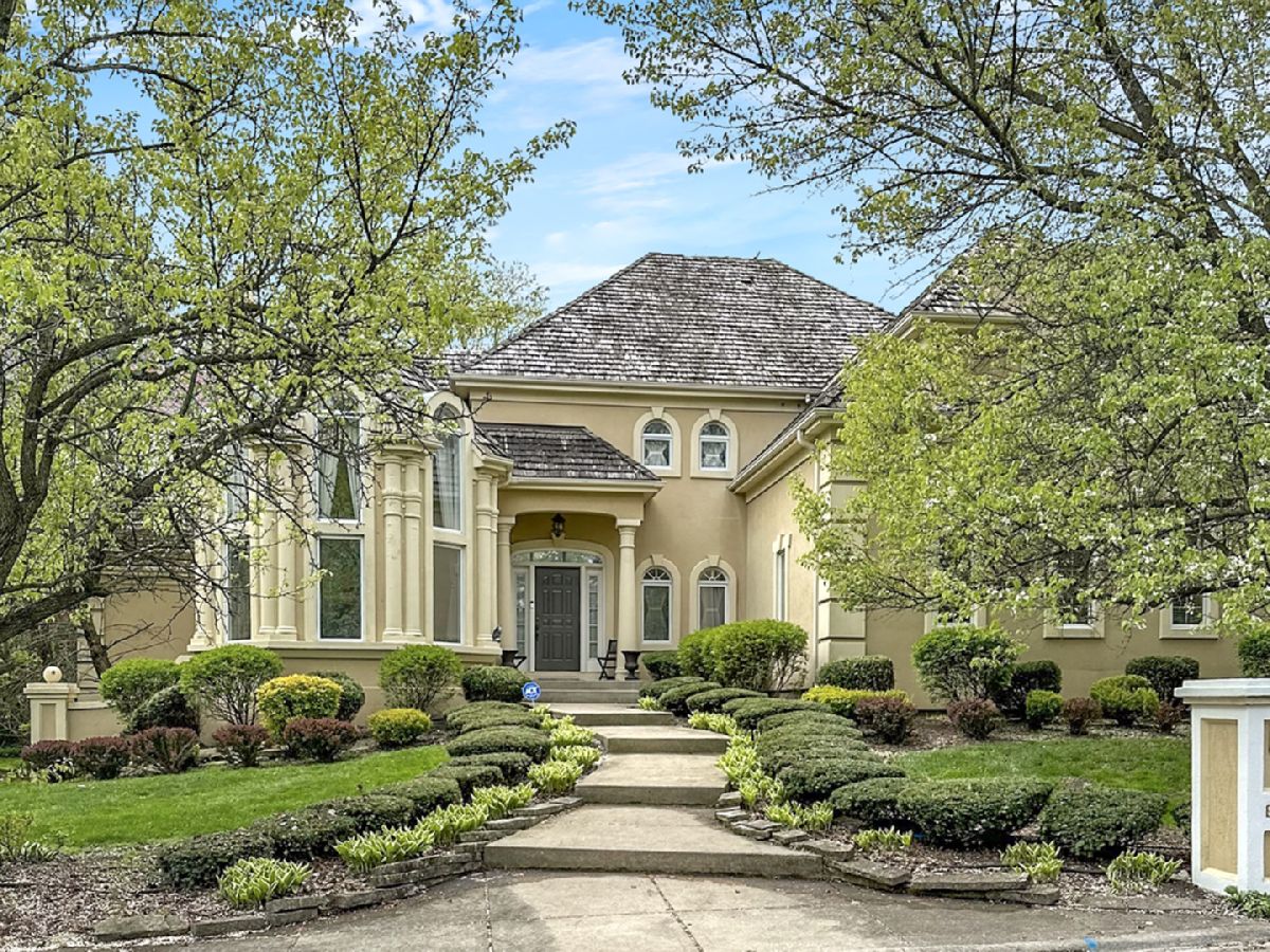 Homes Sold Butterfield Point Flossmoor Illinois, 8 Gianna