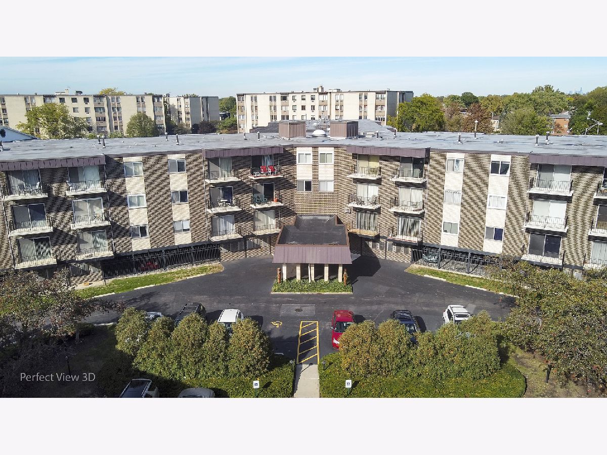 Condominiums & Homes Sold Bayport Oak Lawn Illinois, 9820 Pulaski