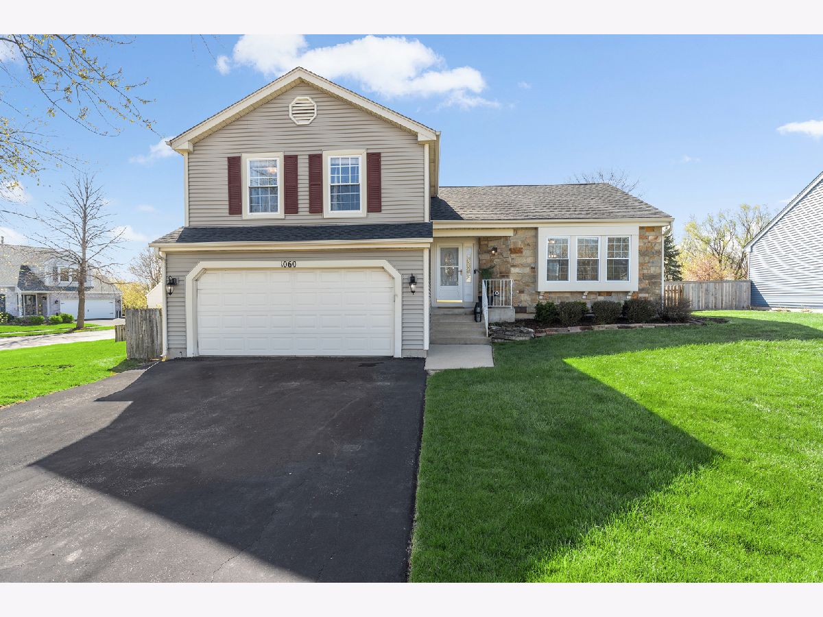 Homes Sold Bristol Trails Lake Zurich Illinois, 1060 Bristol Trail