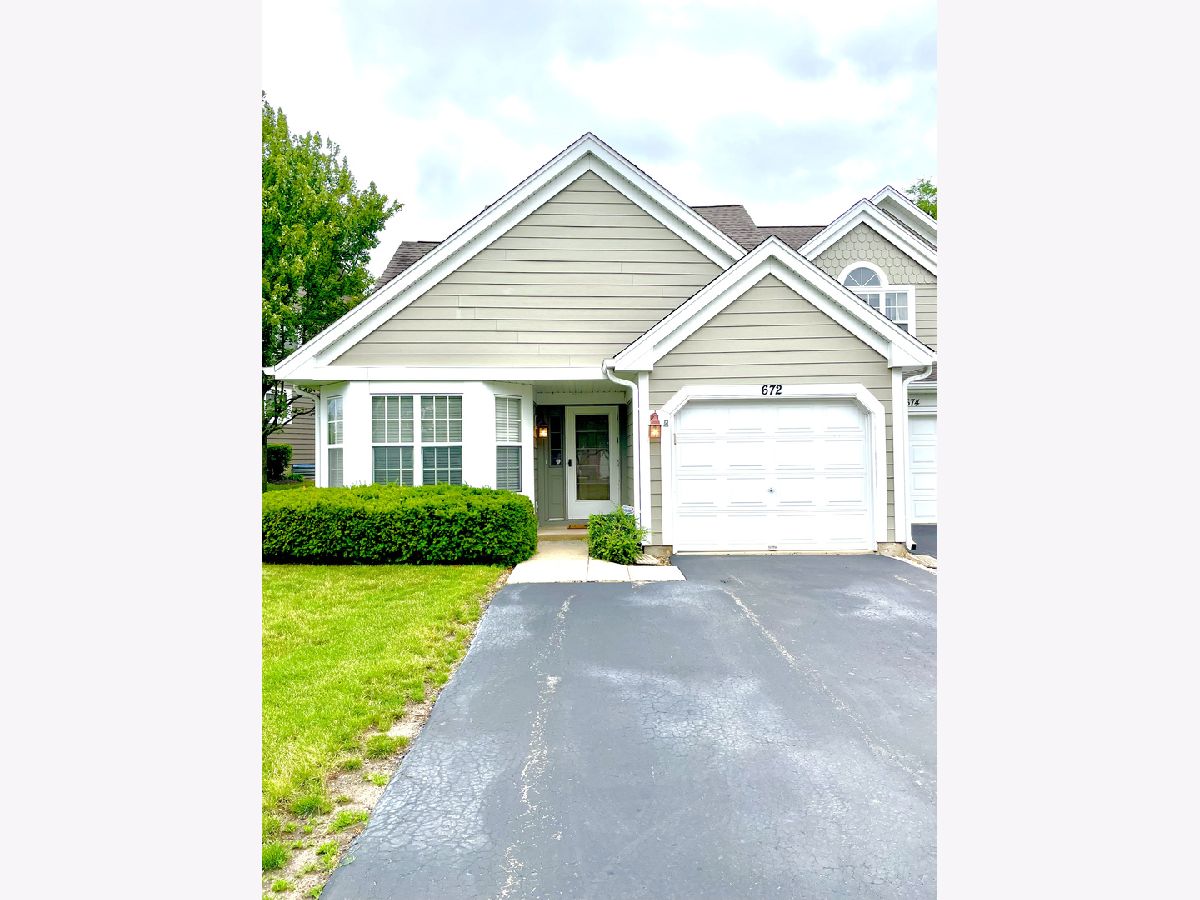 Townhomes & Homes Rented Cambridge Pointe Carol Stream Illinois, 672 Kingsbridge