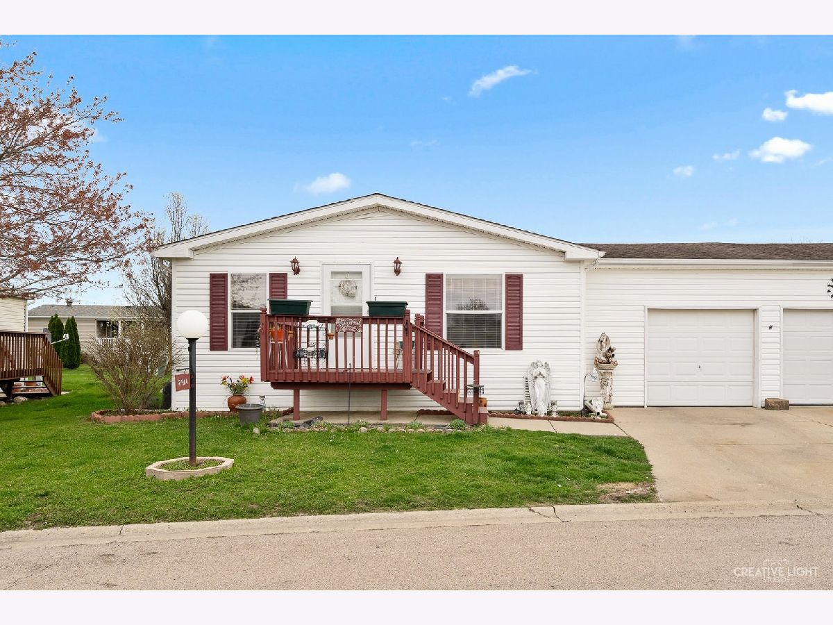 Subdivision Sold Wildwood South Sandwich Illinois, 241 Meadowlark
