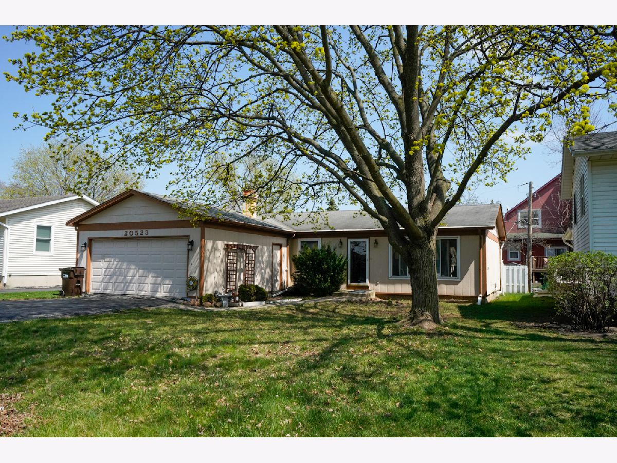 Homes Sold Horatio Gardens Prairie View Illinois, 20523 Margaret
