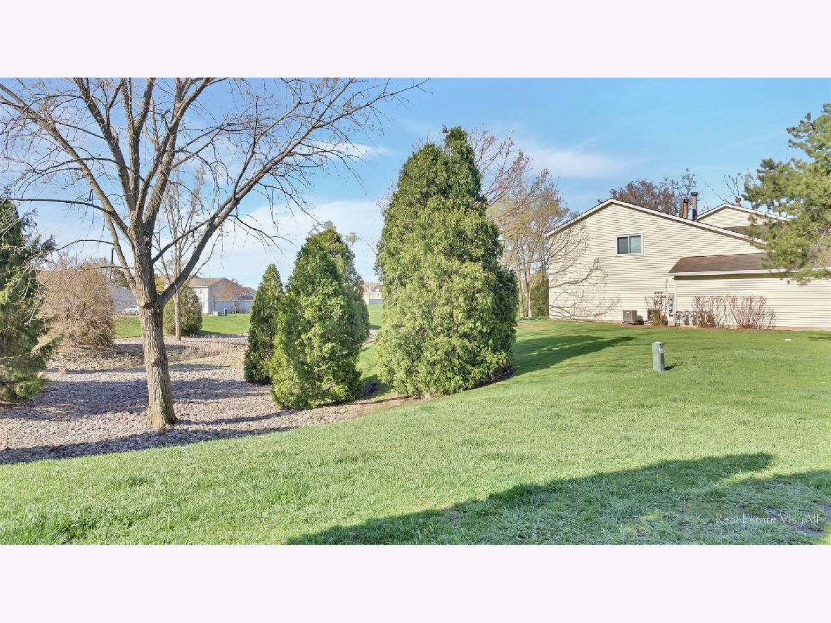 633 Mallard Court, Bartlett, Illinois 60103 MLS 11761095 WinterCohen