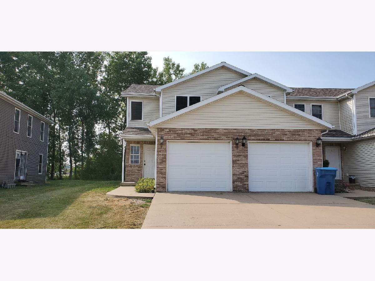  Rented Oglesby Illinois, 264 Sunset