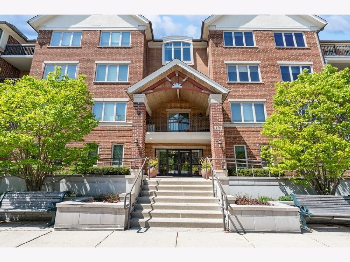 Condominiums Sold Lincolnshire Place Lincolnshire Illinois, 450 Village Green