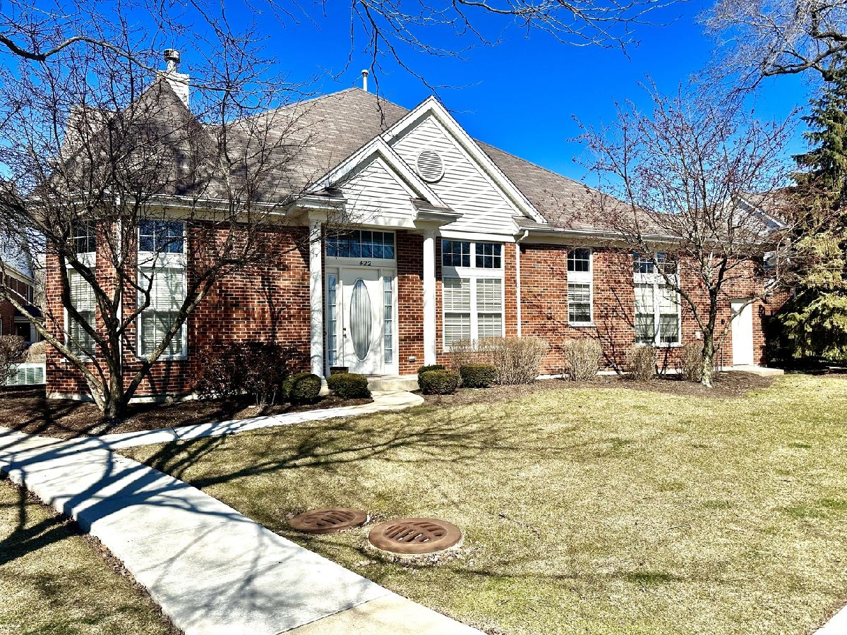 Townhomes Rented Clarendon Commons Clarendon Hills Illinois, 422 Commons