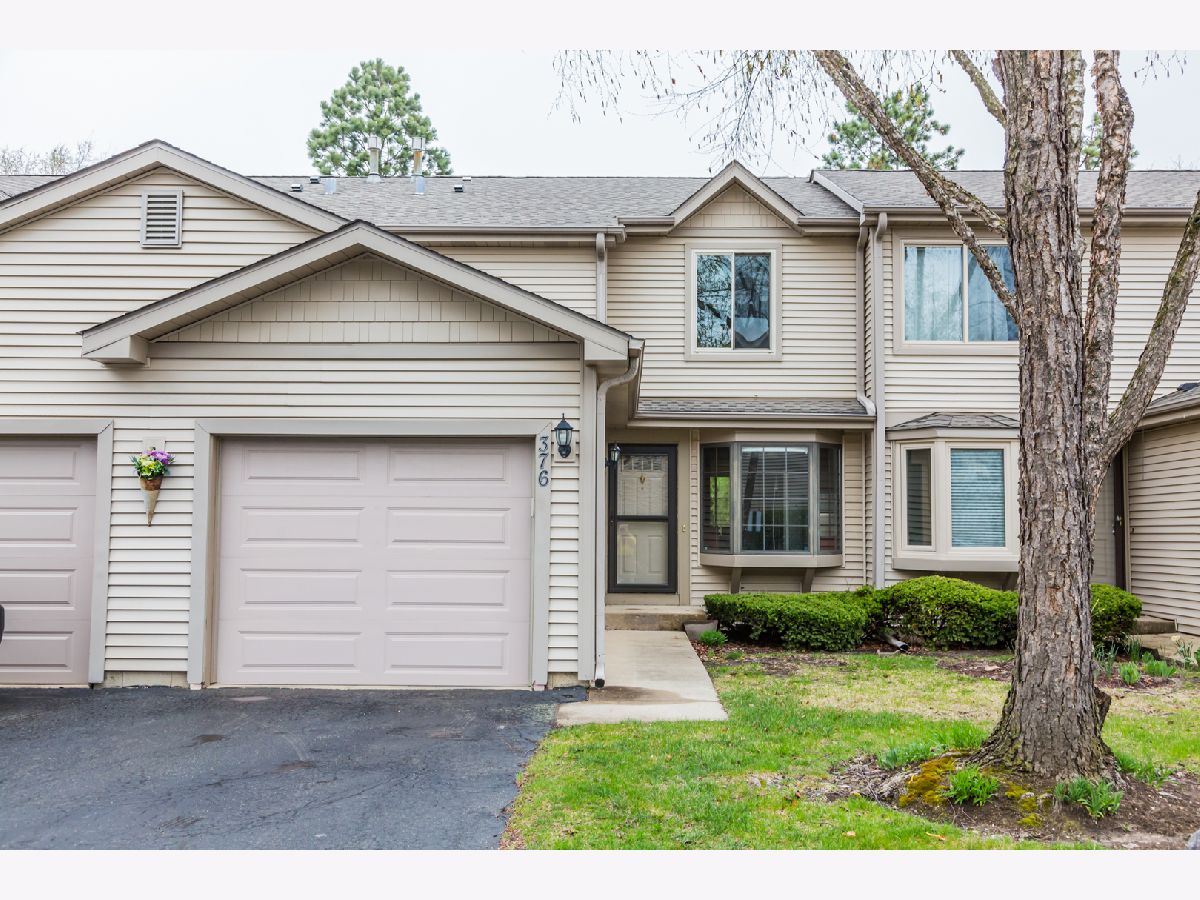 Townhomes & Homes Sold Forest Knoll Palatine Illinois, 376 Forest Knoll