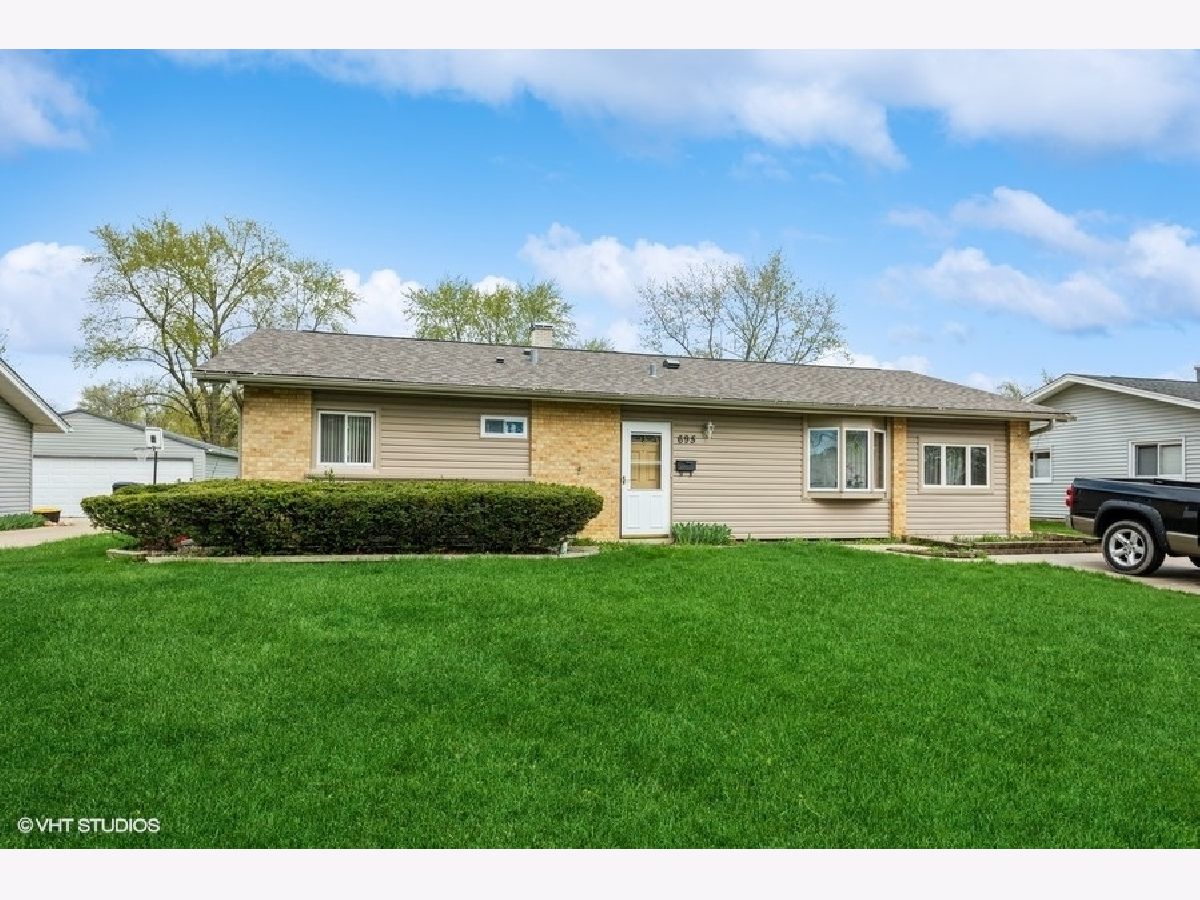 Homes Rented Parcel C Hoffman Estates Illinois, 695 Woodlawn