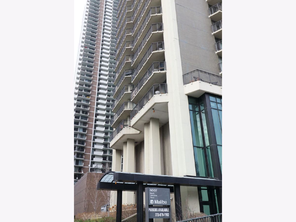 Condominiums Sold Malibu Chicago Illinois, 6007 Sheridan
