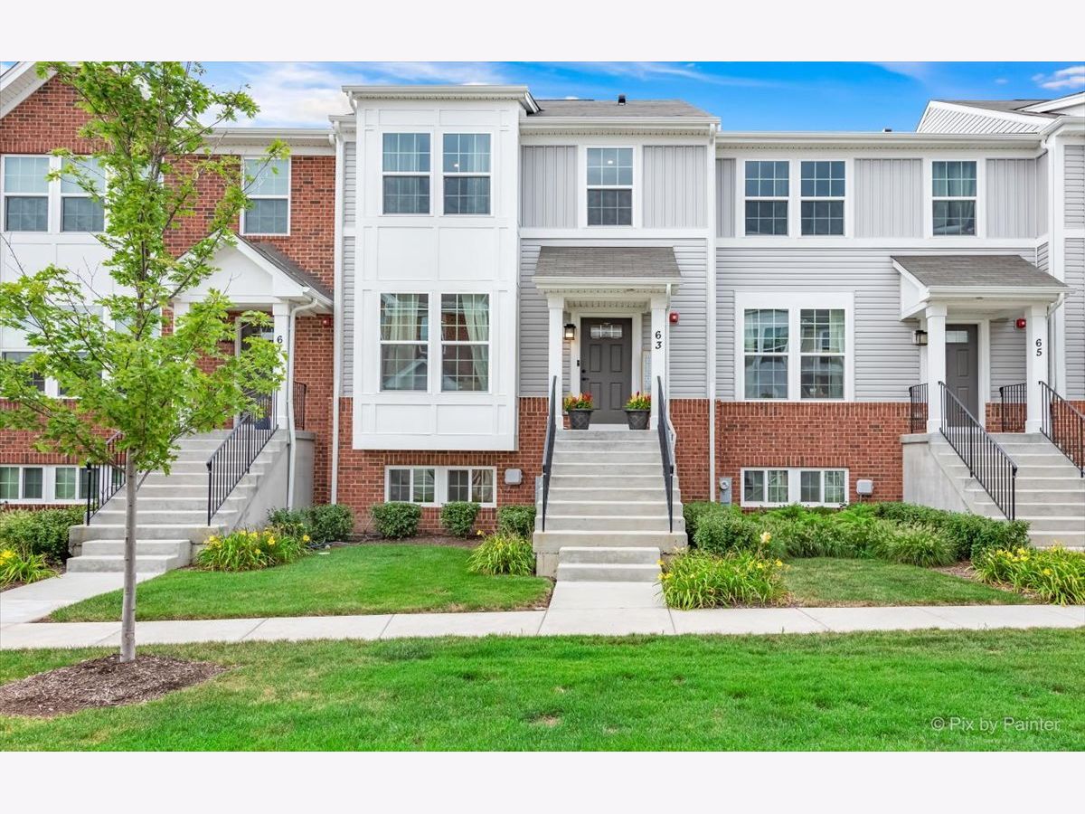 Condos & Townhomes Sold Buckingham Place Des Plaines Illinois, 63 Nicholas