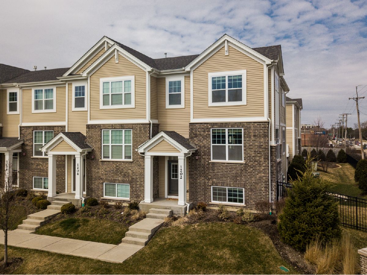 Townhomes Rented Park Ridge Reserve Park Ridge Illinois, 1202 Elm