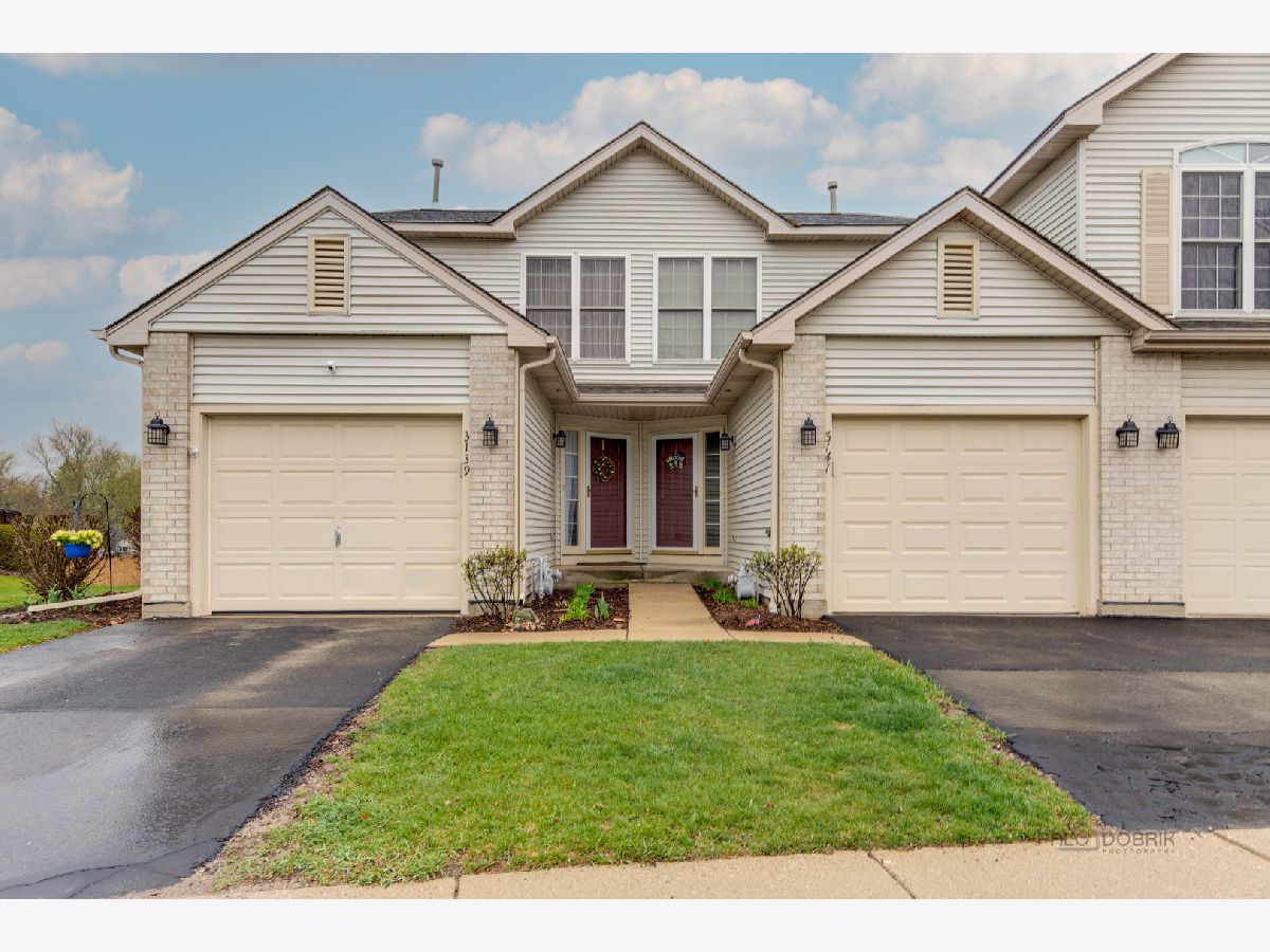 Townhomes & Condos Sold Timber Trails Mchenry Illinois, 3139 Cypress