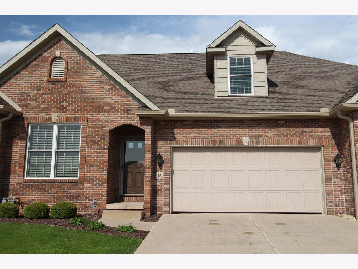 Condos & Townhomes & Homes Sold Village At Prairie Vista Bloomington Illinois, 3 Prairie Vista
