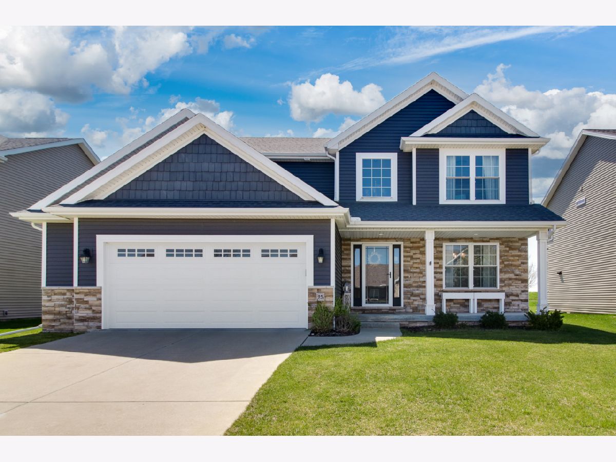 Homes & Condos & Townhomes Sold Harvest Pointe Bloomington Illinois, 25 Dry Sage